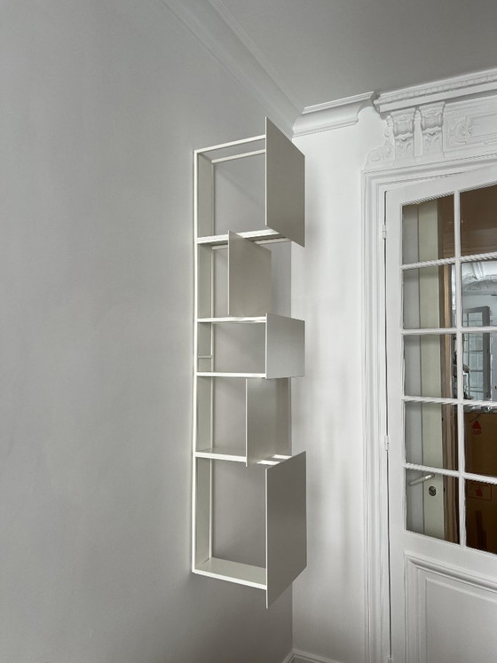 Coppia di Librerie BUKVA – Victor Vasilev per Living Divani – Bianco – Metal (photo 3 of 6)