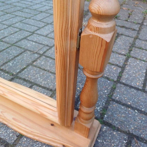 Großer Vintage Kiefernholz-Schaukelspiegel, Schminktischspiegel, großer Tischspiegel, Vintage-Kosmetikspiegel, 63 cm hoch, 53 cm
