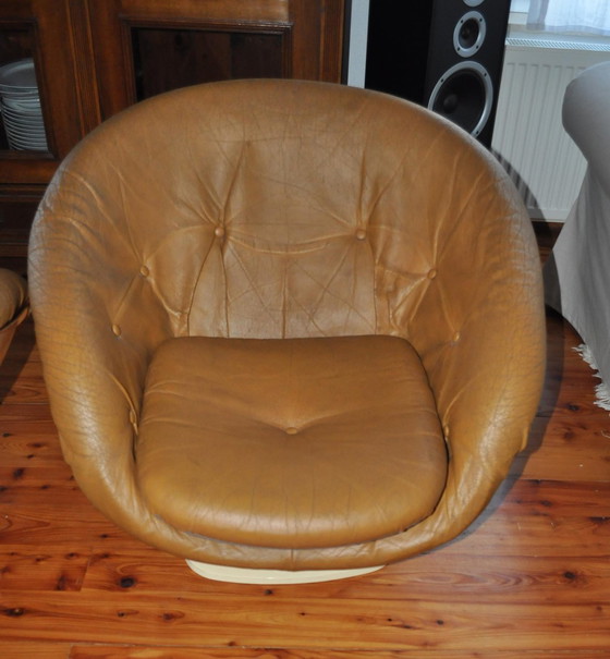 French Plastic Club Chairs by Rafael Raffel, 1970s, Set of 2, Armchairs, Brown (photo 9 of 9)
