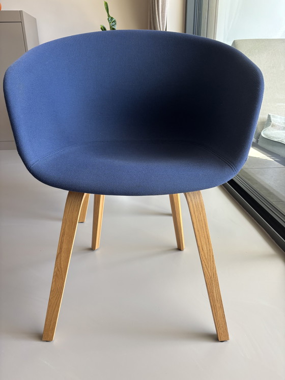 Te Koop. 5 Blauwe Stoelen Merk Hay – Eetkamerstoelen, Wood, Cotton (photo 6 of 10)