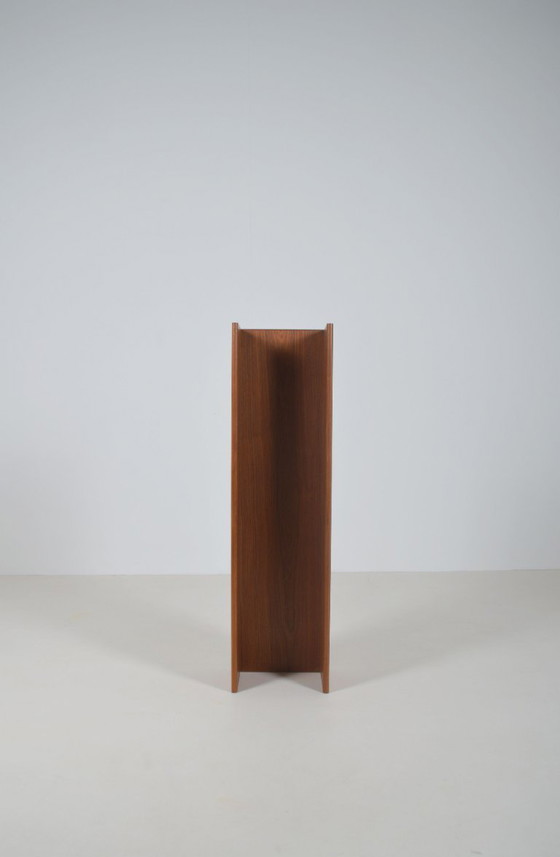 Image 1 of Dänisches Wandregal aus massivem Teakholz, 1970er Jahre