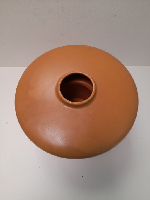 Large 80s ceramic vase with UFO saucer – vazen (photo 2 of 5)