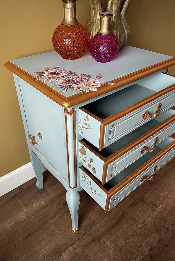 Image 1 of Cómoda verde brillante