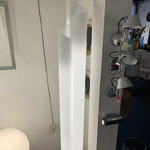 Image 1 of Lampadaire Artemide Chimera