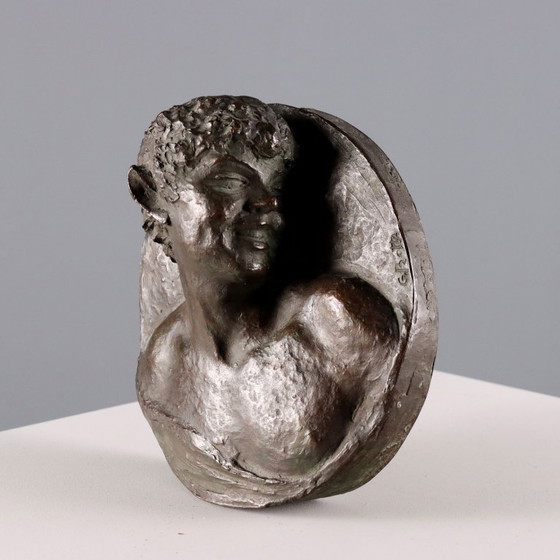 Image 1 of Een paar bronzen panelen, gesigneerd door G. Botta.