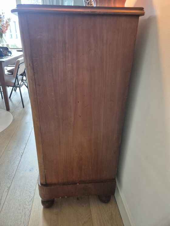 Image 1 of Mahonie ladekast uit Engeland,19de eeuw (vintage/antiek)