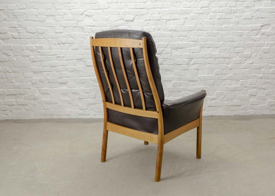 Image 1 of Fauteuil lounge scandinave en cuir marron chocolat G-Möbel, Suède, années 1960.