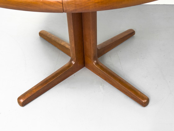 Image 1 of Danish Round Extendable Dining Table in Teak, 1970s