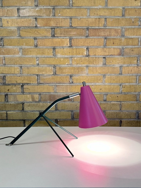 ANVIA 1801 Die kleine Marionette – Niederländische Designwoche 2023 – 1 von 1 – Tischlampen, Metal (photo 7 of 12)