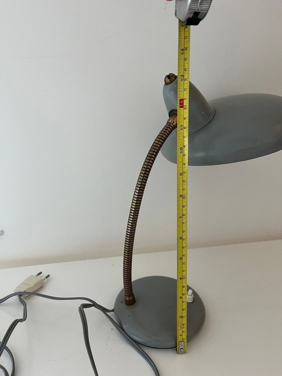 Image 1 of Lampe de bureau vintage élégante