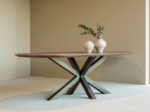 Monterosso – RT Design, eettafels, Metal