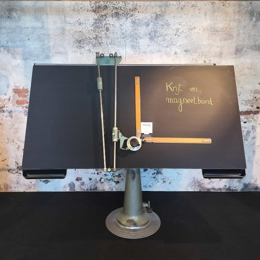 Mesa de dibujo Nike Eskilstuna