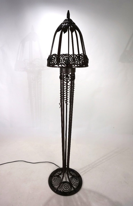 Image 1 of Lampadaire Art Nouveau en fer forgé, 1920
