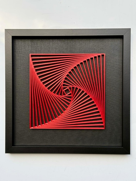Image 1 of 3D-gedrucktes geometrisches Spiralkunstwerk – Seiden-PLA auf Leinwand – Gerahmte, limitierte Auflage (2026)
