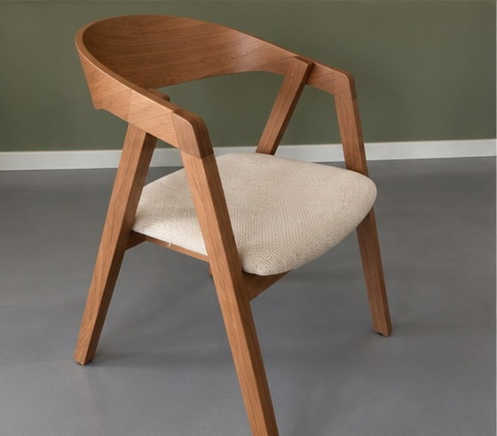 Sav & Okse Set da pranzo, Tavolo Rotondo in Legno & 4 Sedie, Tessile, Beige (foto 3 di 5)