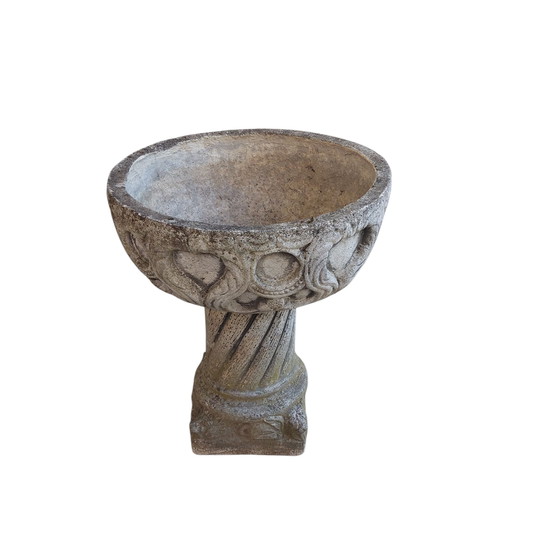 Image 1 of Old concrete garden statue, garden ornament