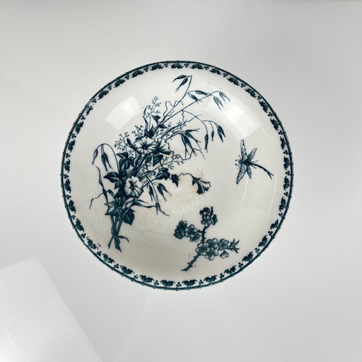 "Carmen" fruit bowl, Sarreguemines, circa 1879 to 1918