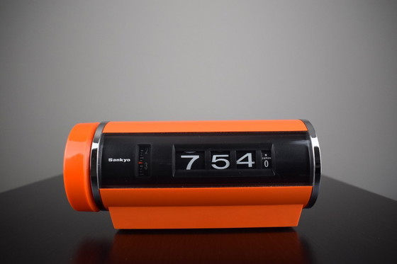 Image 1 of Sankyo flip clock model 401c