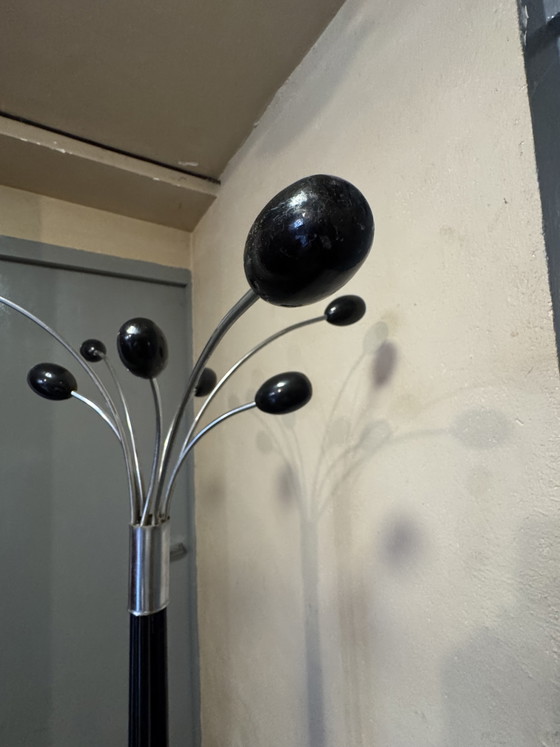 Appendiabiti di design italiano – Metallo cromato e laccato nero – Anni '60-'70 (photo 4 of 13)