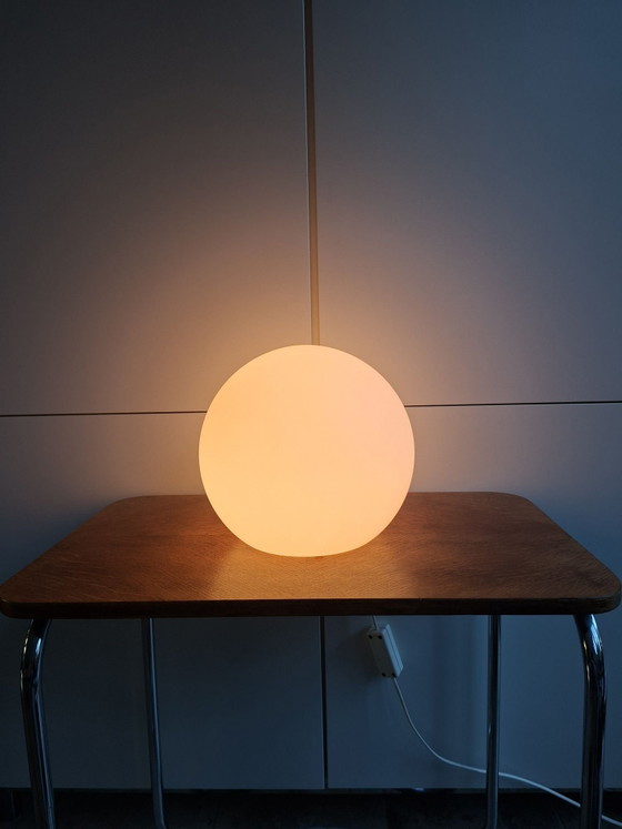 Lampada da tavolo opalina design di Peill & Putzler anni '70 / '80 – Lampade da tavolo, Vetro (photo 3 of 8)