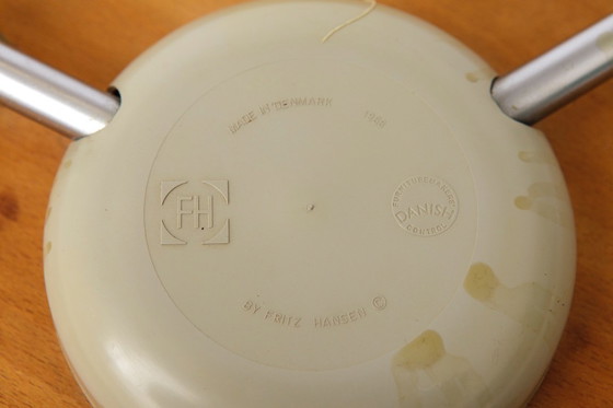 Image 1 of Tabouret Arne Jacobsen pour Fritz Hansen, modèle Dot 3170, design danois vintage, années 1950