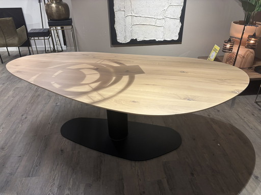 2M Living Organic dining table - 240x120