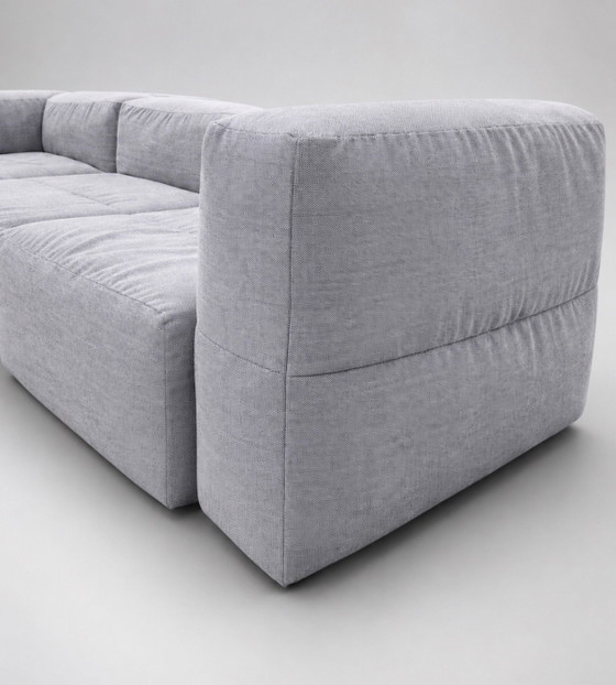 Image 1 of Viccarbe Savina 3-delige modulaire bank van Victor Carrasco in Kvadrat Steelcut Trio Mist Grey.