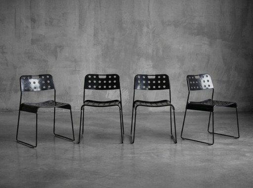 4 Original Vintage Black Omstak Chairs by Rodney Kinsman (Black Frame) – Bieffeplast, eetkamerstoelen, Metal