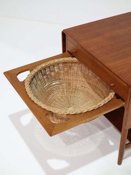 Tavolo da cucito Hans Wegner AT33 Andreas Tuck in teak e rovere, danese, anni '50 – Tavolini, Wood, Vintage (photo 6 of 12)