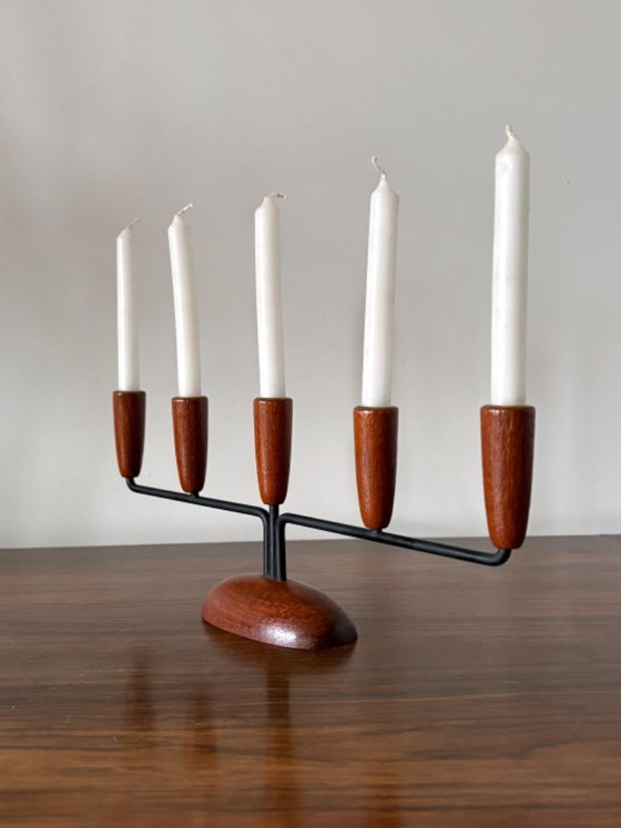 Bougeoir danois vintage des années 1960 – Bougeoirs et chandeliers, Bois (photo 2 of 5)