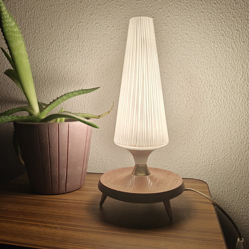 Vintage Atomic Style Table Lamp – Wooden Tripod Base – Mid Century Modern