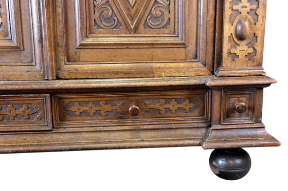 Image 1 of Armario alemán de dos puertas, siglo XVII, roble