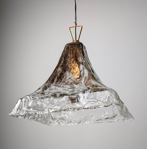 Pendant lamp with textured glass shade