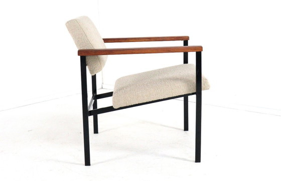 Image 1 of fauteuil vintage recouvert