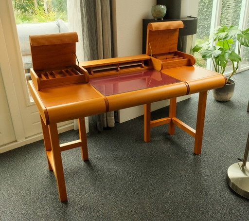 Bureau Giorgetti, à côté d'Umberto Asnago