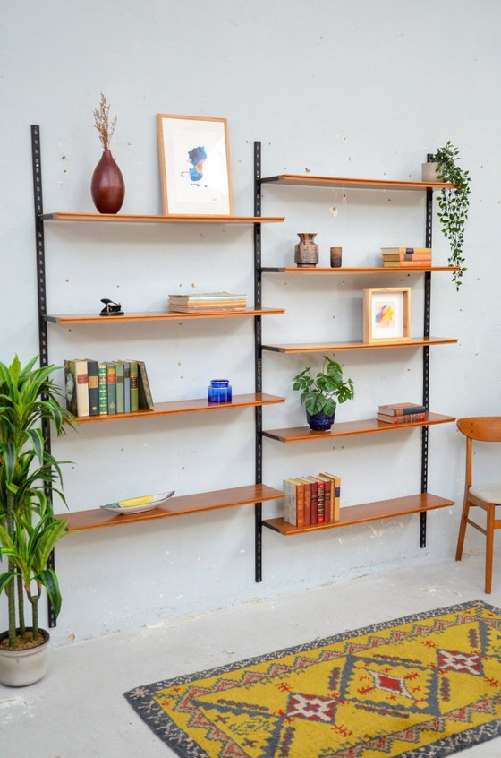 Image 1 of Vintage walnotenhouten wandplank, String shelf, midden 20e eeuw, jaren 60/70