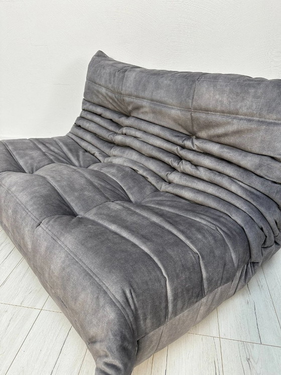 Image 1 of Vintage originele Ligne Roset Togo 2-zitsbank van Michel Ducaroy, grijs fluweel