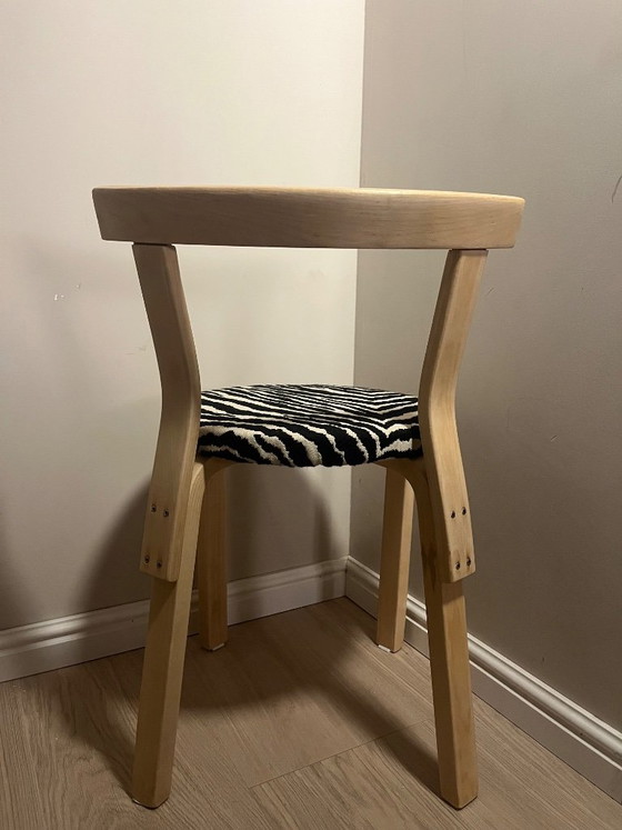 Artek 68 chair with Gullichsen fabric – Dining chairs, Wood (photo 2 of 5)