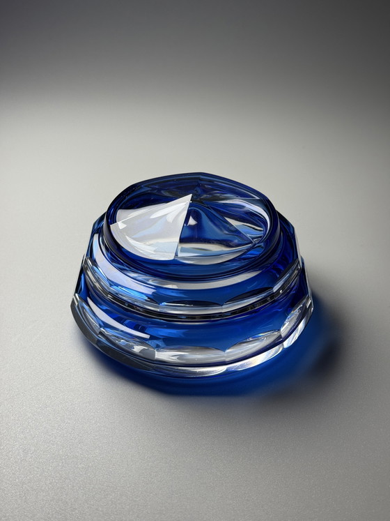 Image 1 of Bombonera de cristal “Eliane” de Val Saint Lambert, Art Déco, años 30, cristal superpuesto en azul, Charles Graffart