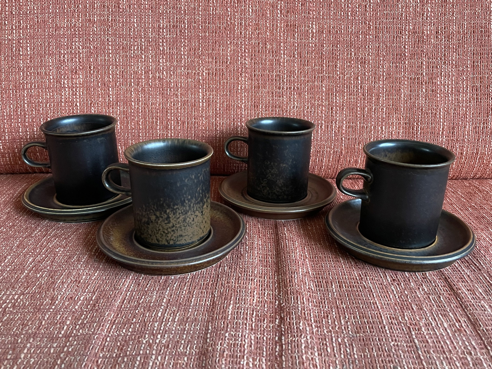 Vintage Arabia Finland 6-72: 4 Low and 4 High Coffee Cups + Saucer