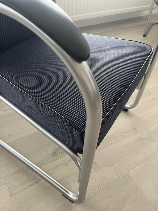 Fauteuil Gispen modèle 412