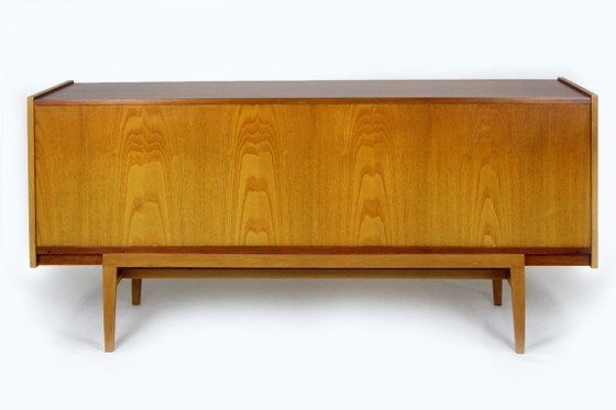 Credenza Mid-Century Modern restaurata in mogano e frassino di UP Zavody, anni '60 – Credenze, Wood (photo 19 of 24)