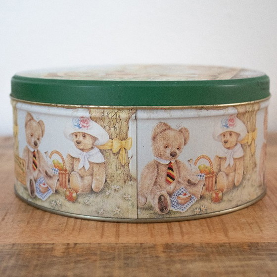 Image 1 of Vintage Teddy Tum Tum cookie tin: British design from the 90s, bear tableware, green and beige