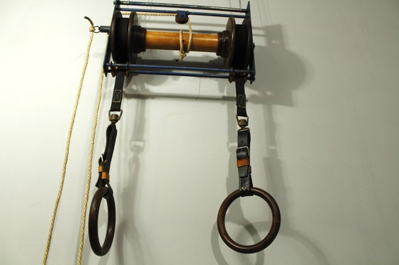 Image 1 of Vintage gymnastiekringen, 1960