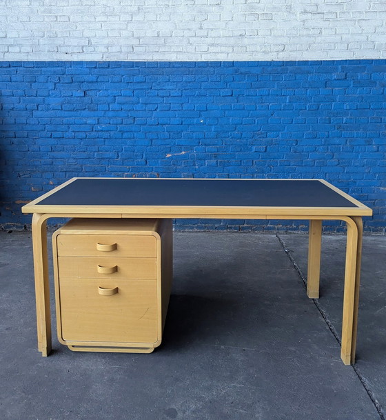 Image 1 of Magnus Olesen-Schreibtisch -Rud Thygesen & Johnny Sørensen