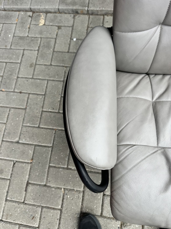 Image 1 of Stressless London with ottoman