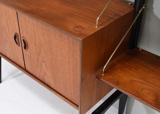 Louis Van Teeffelen Wandregal aus Teak und Messing für WEBE, Niederlande – um 1950 – Wood (photo 6 of 15)