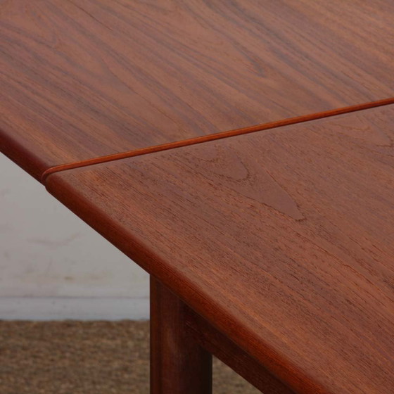Image 1 of Scandinavische vintage uitschuifbare eettafel uit 1960