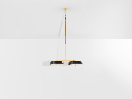 Image 1 of Gaetano Sciolari voor Stilnovo, beschilderde metalen messing katrolkroonluchter 1950