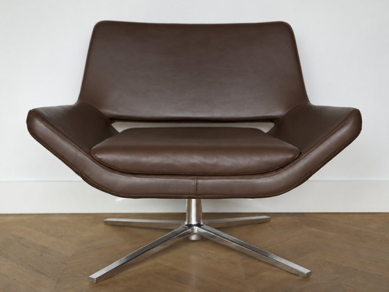 B&B Italia Metropolitan ME84 Armchairs – Pair in Brown Gamma Leather (photo 3 of 15)